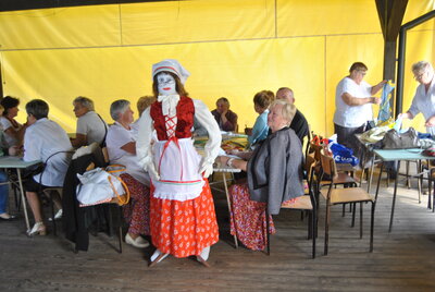 zdjęcie do
														 artykułu: Kapusta zakiszona! IX Konkurs Kiszenia Kapusty w Makowicach 