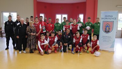 zdjęcie do
														 artykułu: Nowy sprzęt dla klubów sportowych z Gminy Skoroszyce
