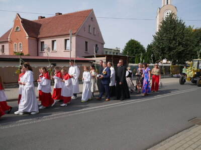 P1370684