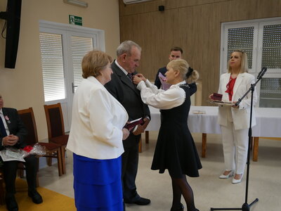 P1400684