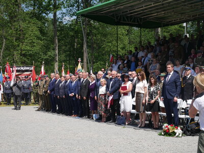 zdjęcie do
														 artykułu: Na Polanie Śmierci k. Starego Grodkowa odsłonięto Pomnik Żołnierzy Wyklętych